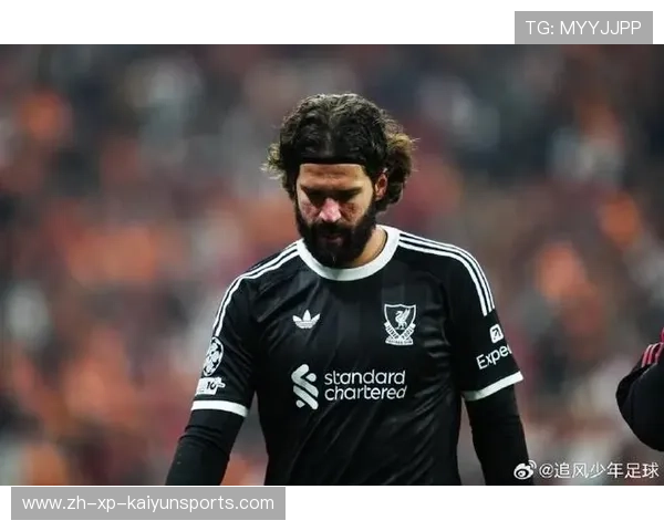 利物浦门将受伤在家养伤，缺席多场联赛，利物浦小门将